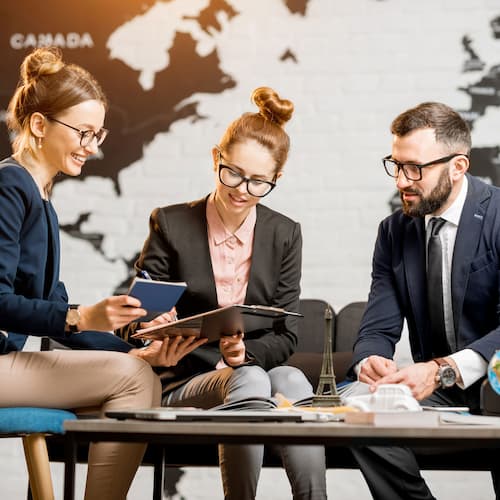 Website design and development services by Digitaara